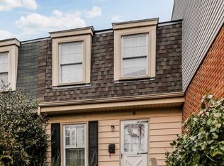 8 Stewarton Ct #11G, Baltimore, MD 21236