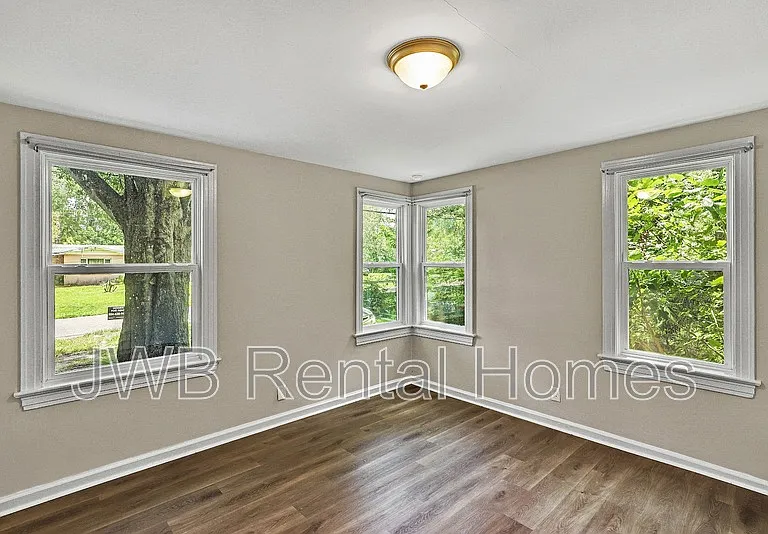 8264 Moncrief Dinsmore Rd — Photo 7