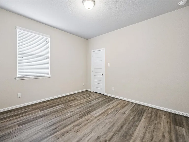 18111 Alora Springs Trc — Photo 15