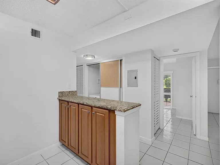 6341 Chasewood Dr #D — Photo 15