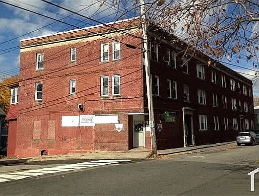 78 Hawkins St #A — Photo 8