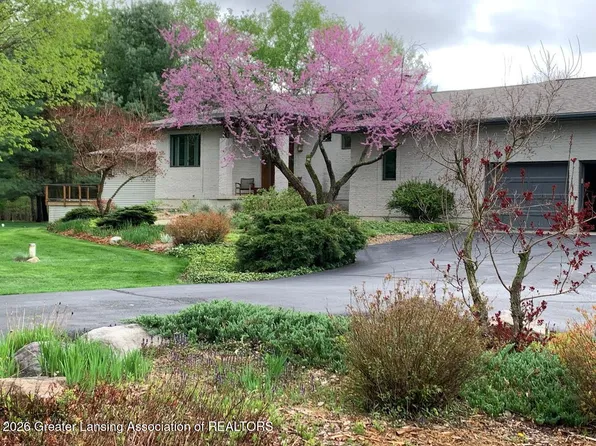 1879 Culver Hill Dr, Williamston, MI 48895