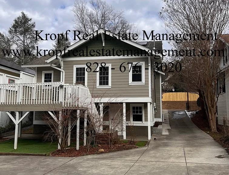 138 Murdock Ave — Photo 29