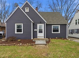 2420 Court St, Pekin, IL