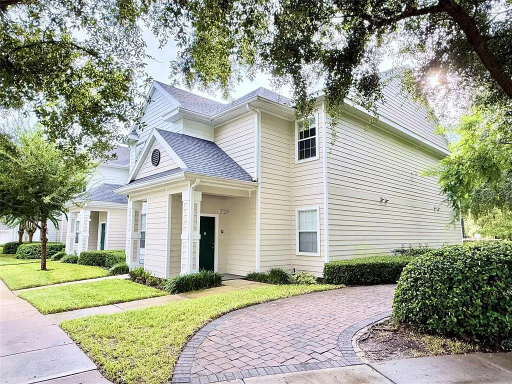 2 bed, 2.0 bath, 1264 sqft, $1,825 — Photo 1