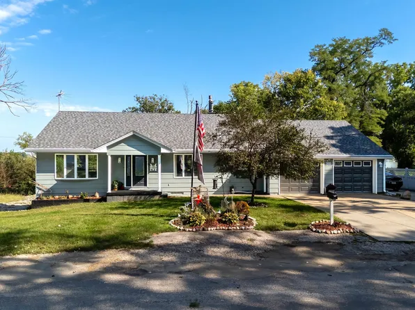 3818 Hobson Ave, Davenport, IA 52802