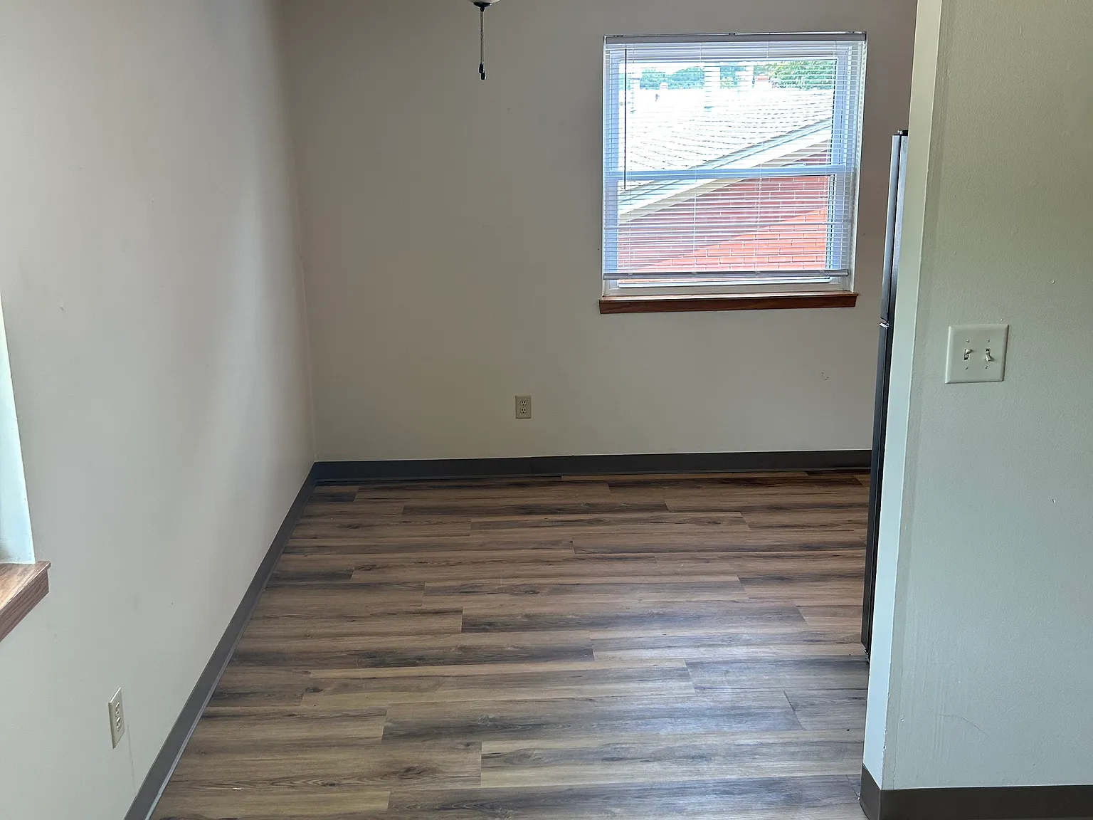 105 E 35th Street — Photo 3