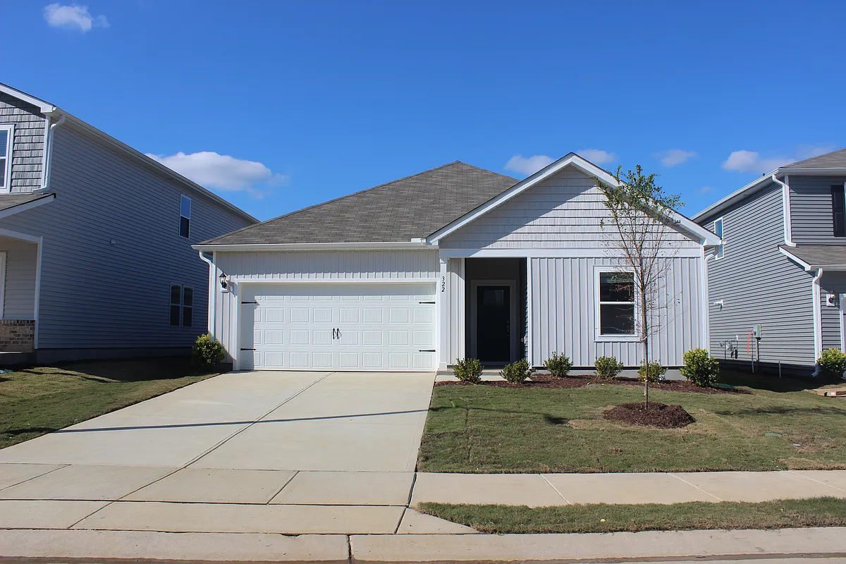 Building Photo - 322 White Birch Ln