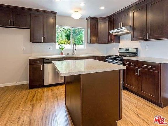 4th image of 1540 N Nobhill Dr