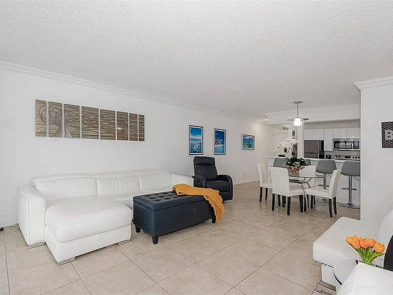 3140 S Ocean Dr #509 — Photo 16