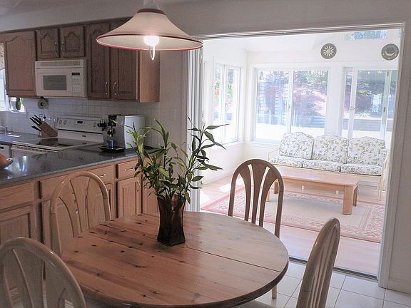 Kitchen to 3 Season Sunroom