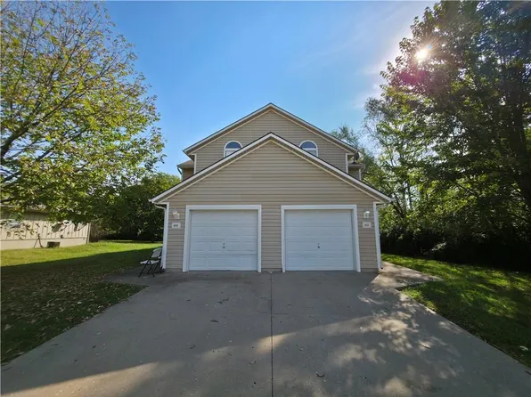408 & 412 SW 6th St, Blue Springs, MO 64014