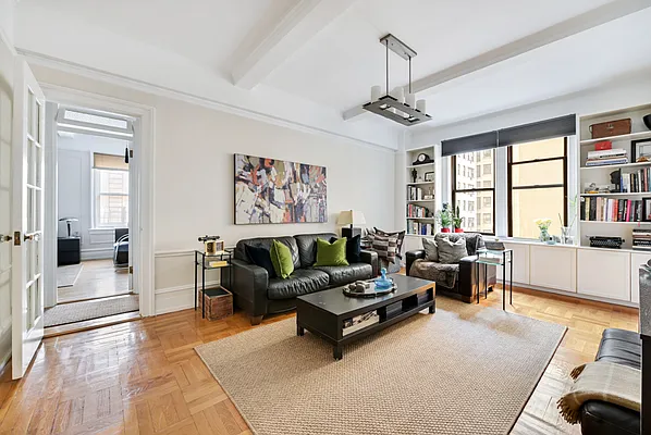 Sold by Compass | media 1