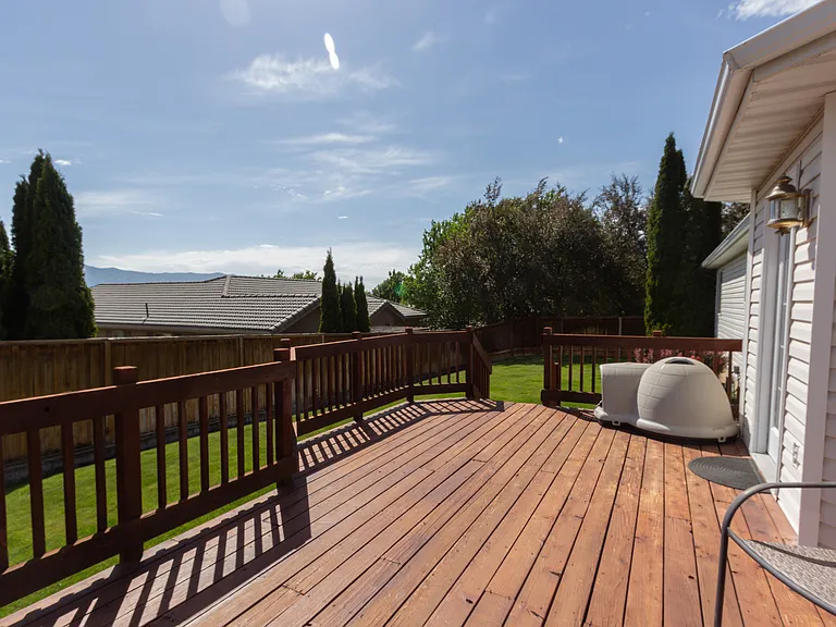 1452 Mountain Rd — Photo 24