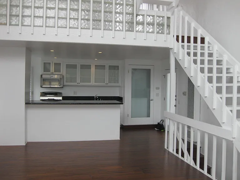5218 Pacific Ave #C — Photo 3