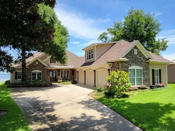2104 Club House Dr, Lillian, AL 36549