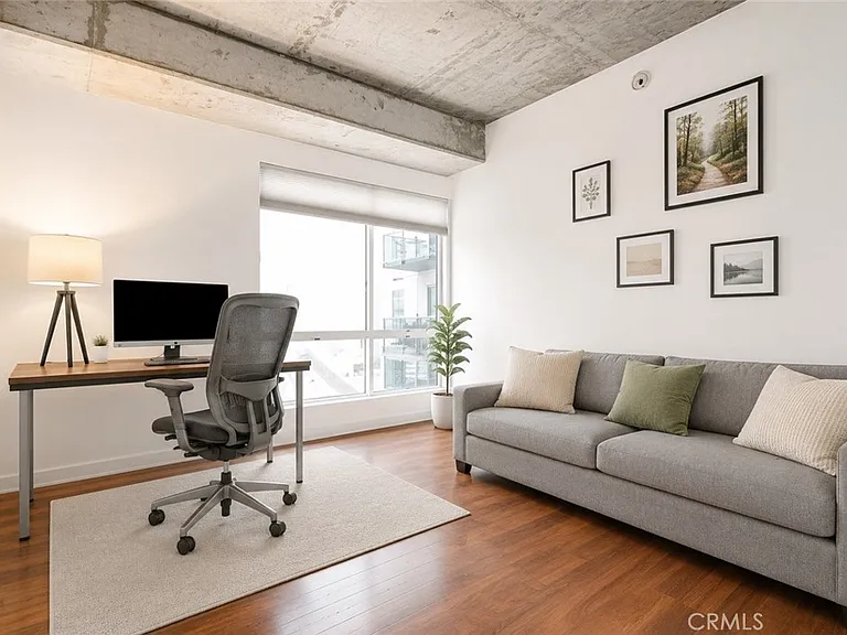 645 W 9th St #314 — Photo 7