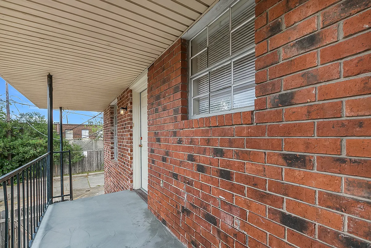 Building Photo - 4102 Hessmer Ave #3