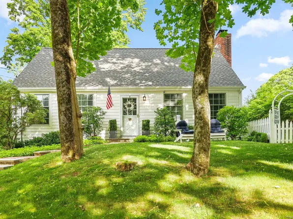 1714 Post Road, Darien, CT 06820