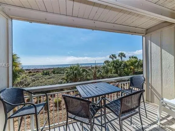 4 Forest Beach Dr APT 136, Hilton Head Island, SC 29928