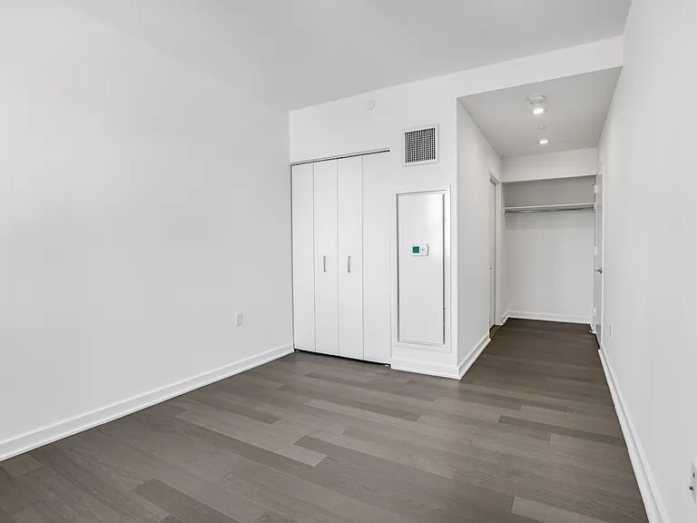 2922 Northern Blvd #603 — Photo 7