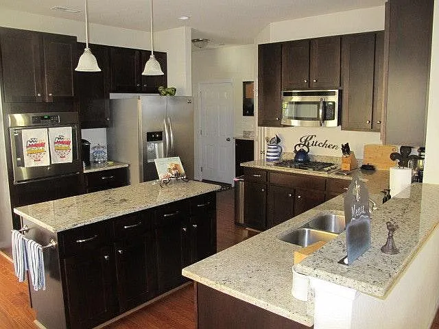 5572 Botanical Dr — Photo 7
