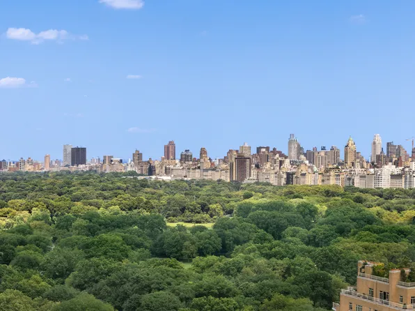 301 West 57th Street image 2 of 7