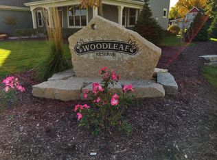 W222N4694 Timber Dr, Pewaukee, WI 53072