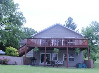 1383 Stowe Ave, Greenville, IL 62246