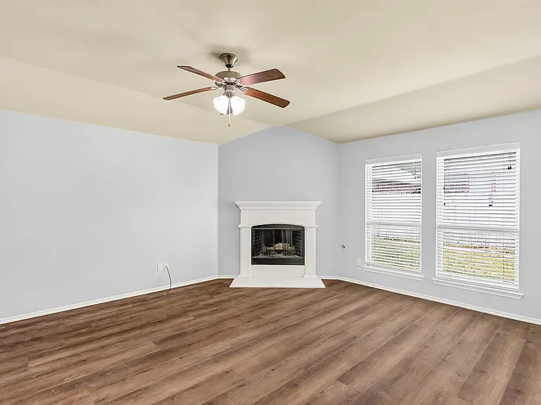 3814 Spring Run Ln — Photo 11