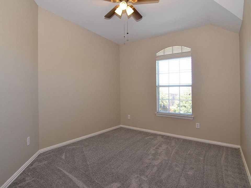 1st image of 11611 La Grange Dr
