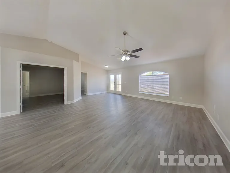 162 Hidden Pointe Ln — Photo 4
