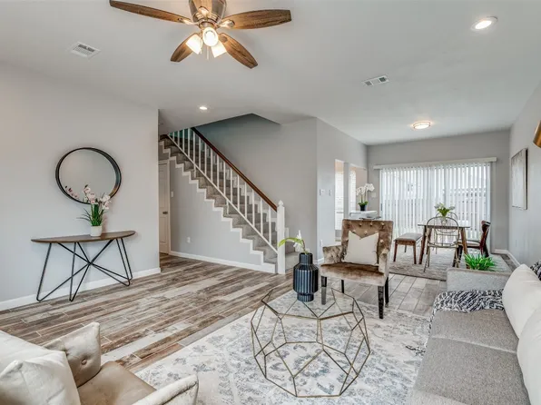 4657 Feathercrest Dr, Fort Worth, TX 76137