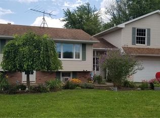 3817 Robson Rd, Middleport, NY 14105