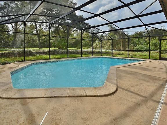 2nd image of 1949 Snook Dr