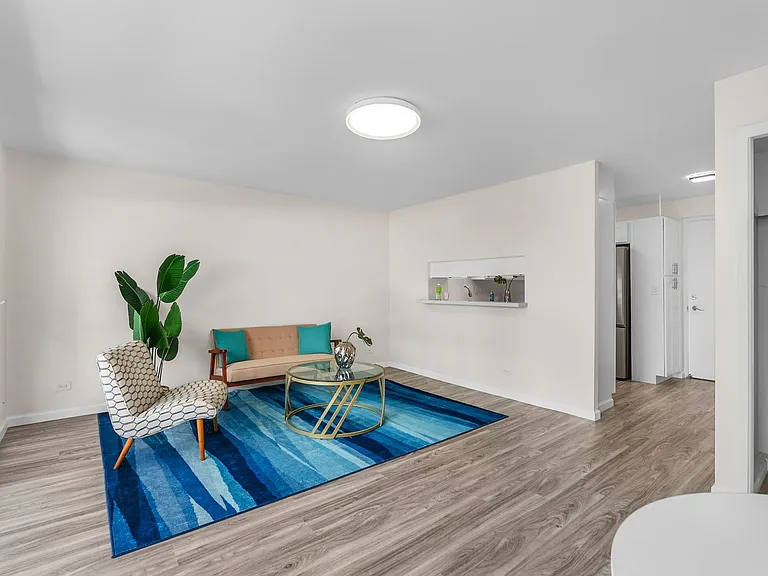 731 Amana St #703 — Photo 7