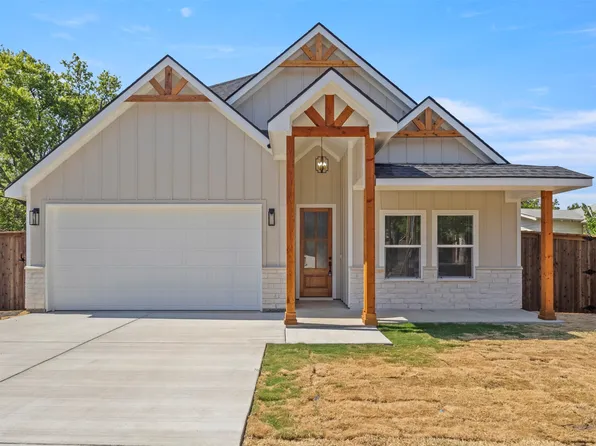 4912 Fitzhugh Ave, Fort Worth, TX 76105