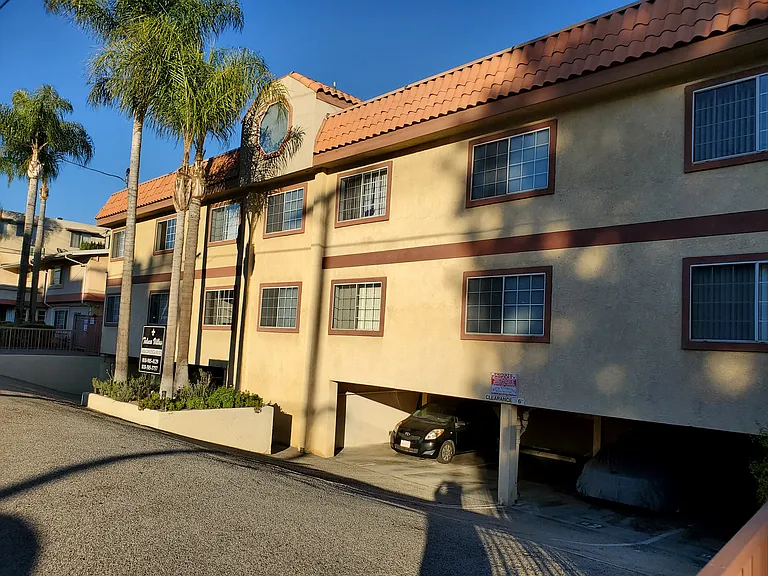 4604 Cahuenga Blvd #6 — Photo 16
