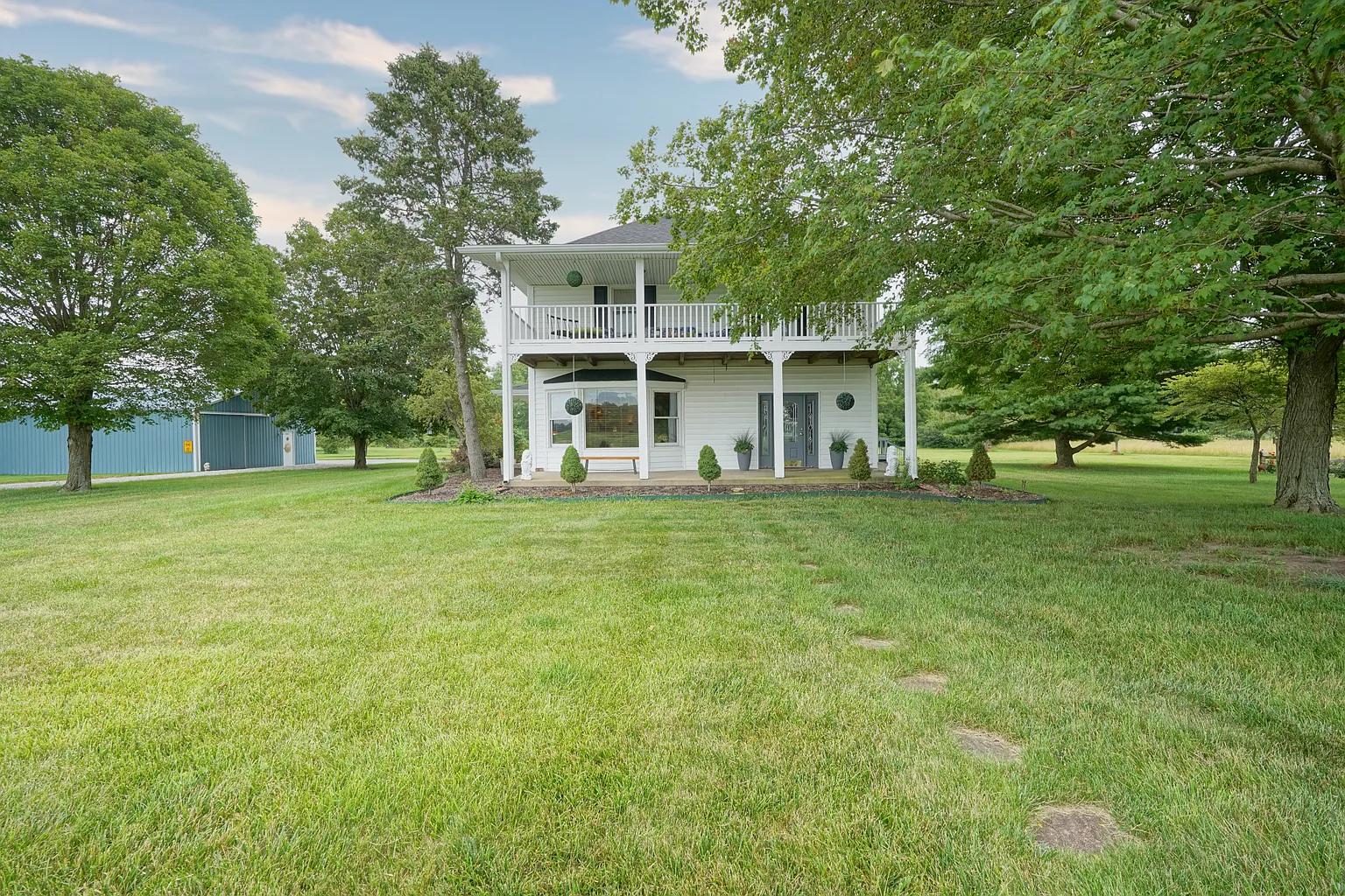 1555 N 350 W photo 1