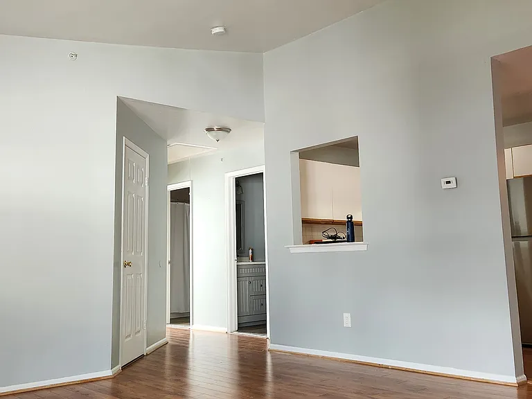 225 Bexley Ln — Photo 8