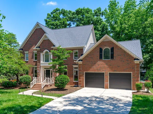 106 Wybel Ln, Cary, NC 27513