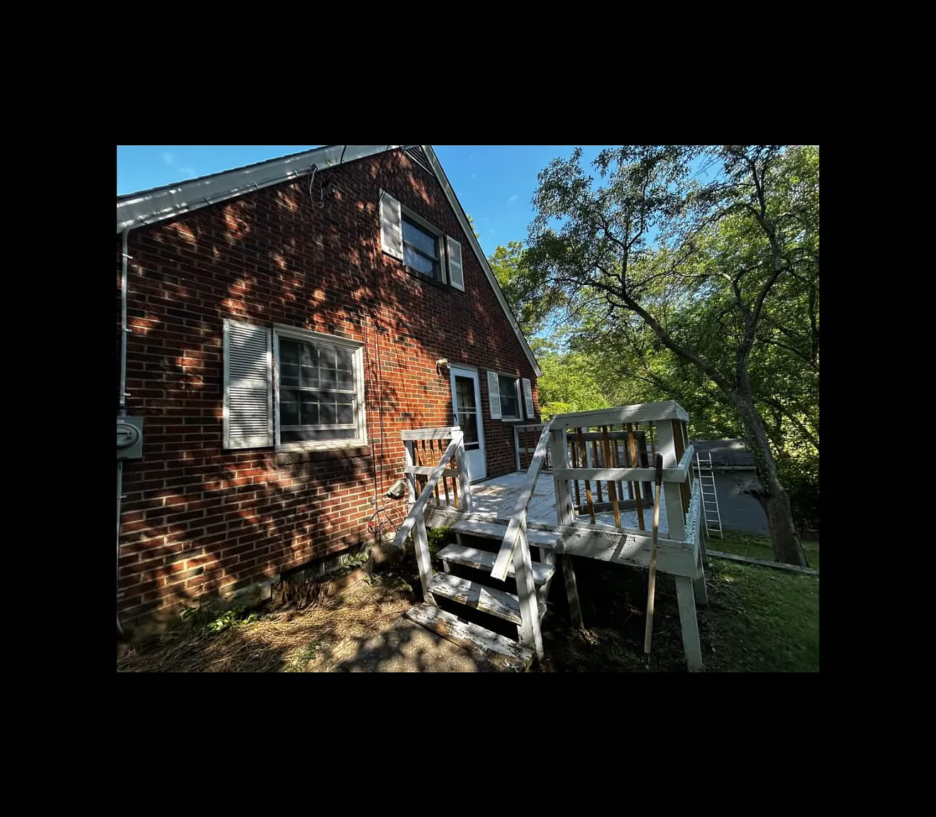 3 bed, 1.5 bath, 2000 sqft, $1,500 — Photo 1