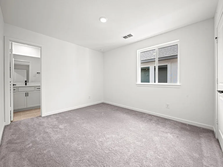 21643 Lampeter River Ln — Photo 28