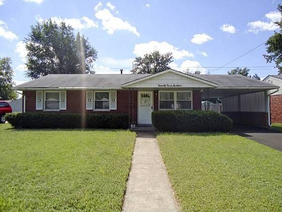 1st image of 2416 Kilarney Dr