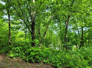 5 Oak Forest Cir, Hayesville, NC 28904