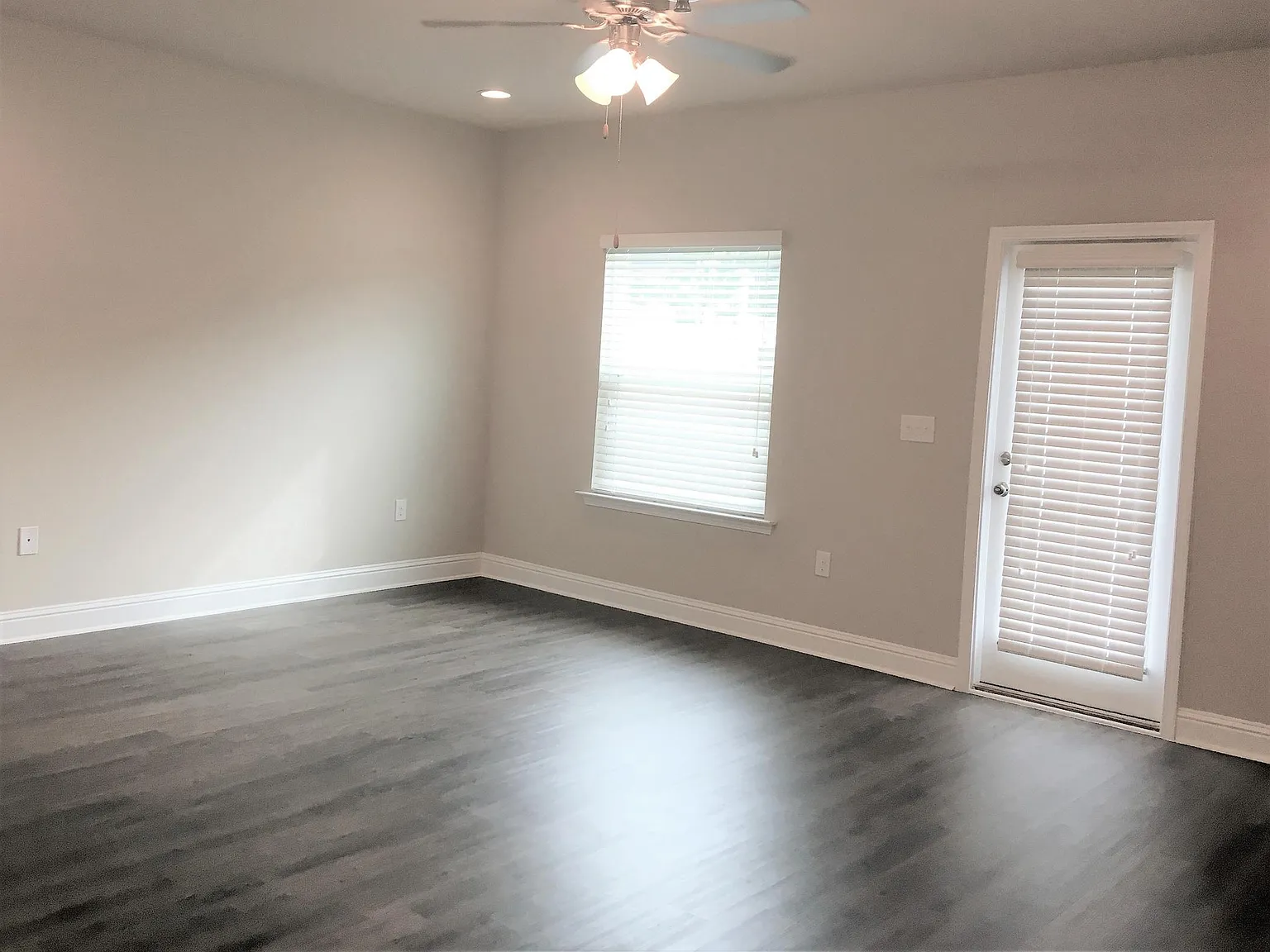 3 bed, 2.5 bath, 1551 sqft, $1,775 — Photo 4