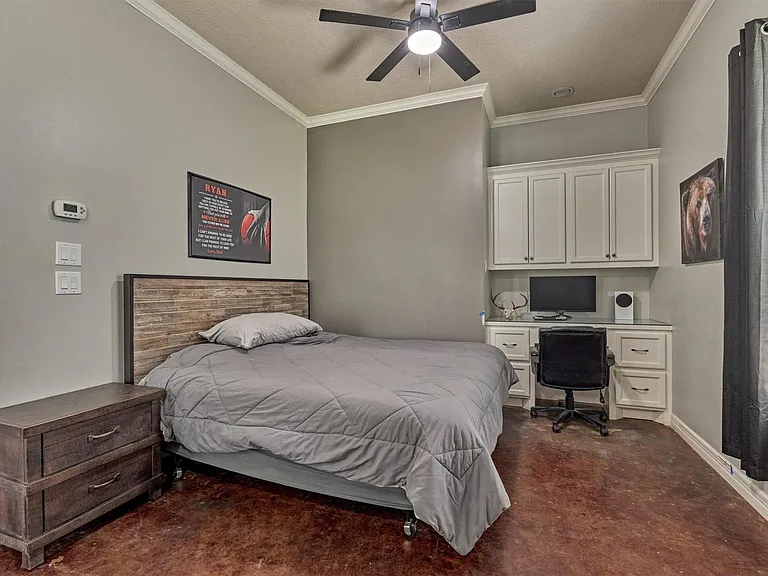 9102 Marshall Ct — Photo 46