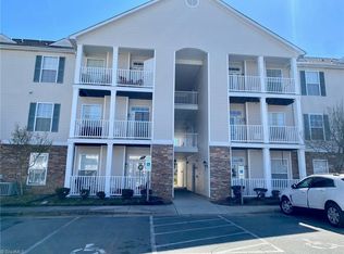 3015 Winston Dr APT 101, Burlington, NC 27215