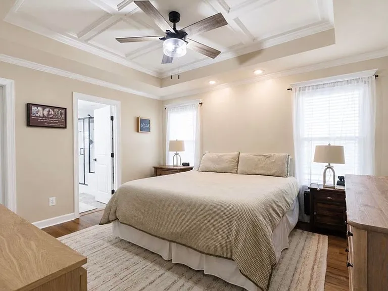 901 Sugarberry Dr — Photo 11