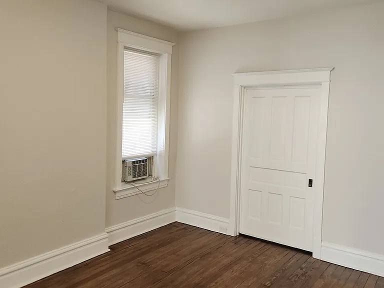 3721 Iowa Ave — Photo 16
